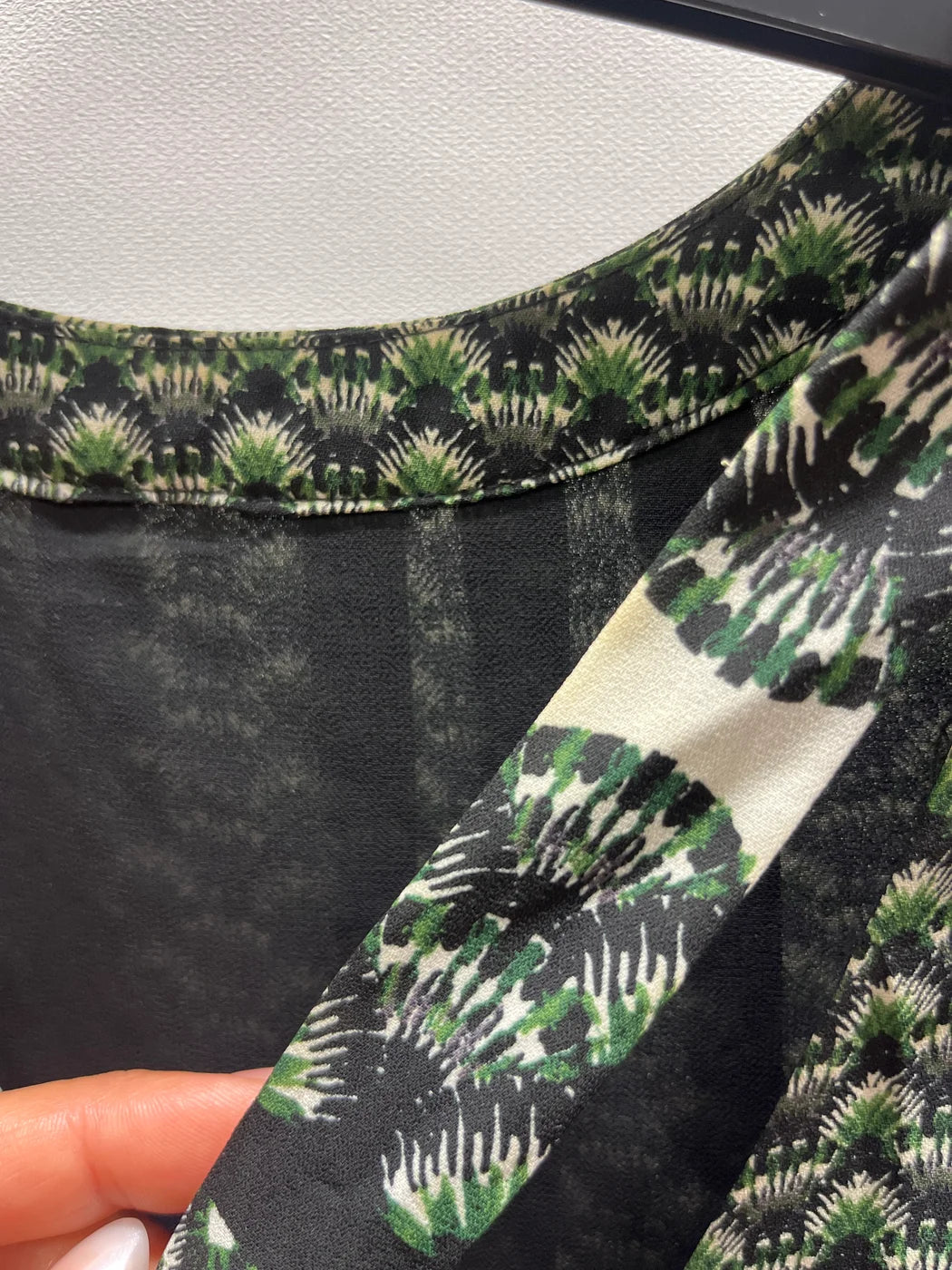 H&M ärmlös mönstrad klänning