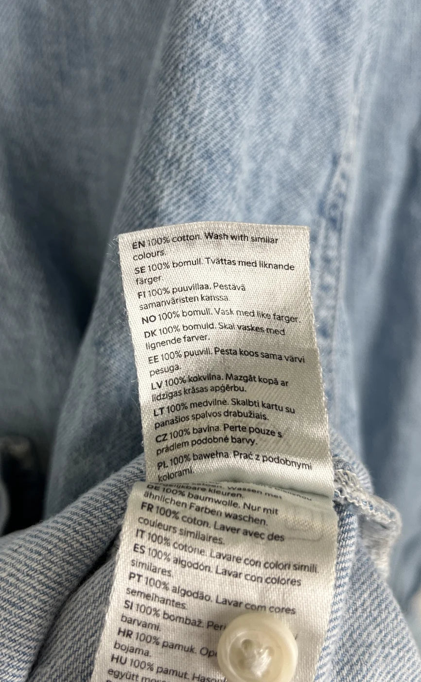 Lindex ljusblå jeansskjorta