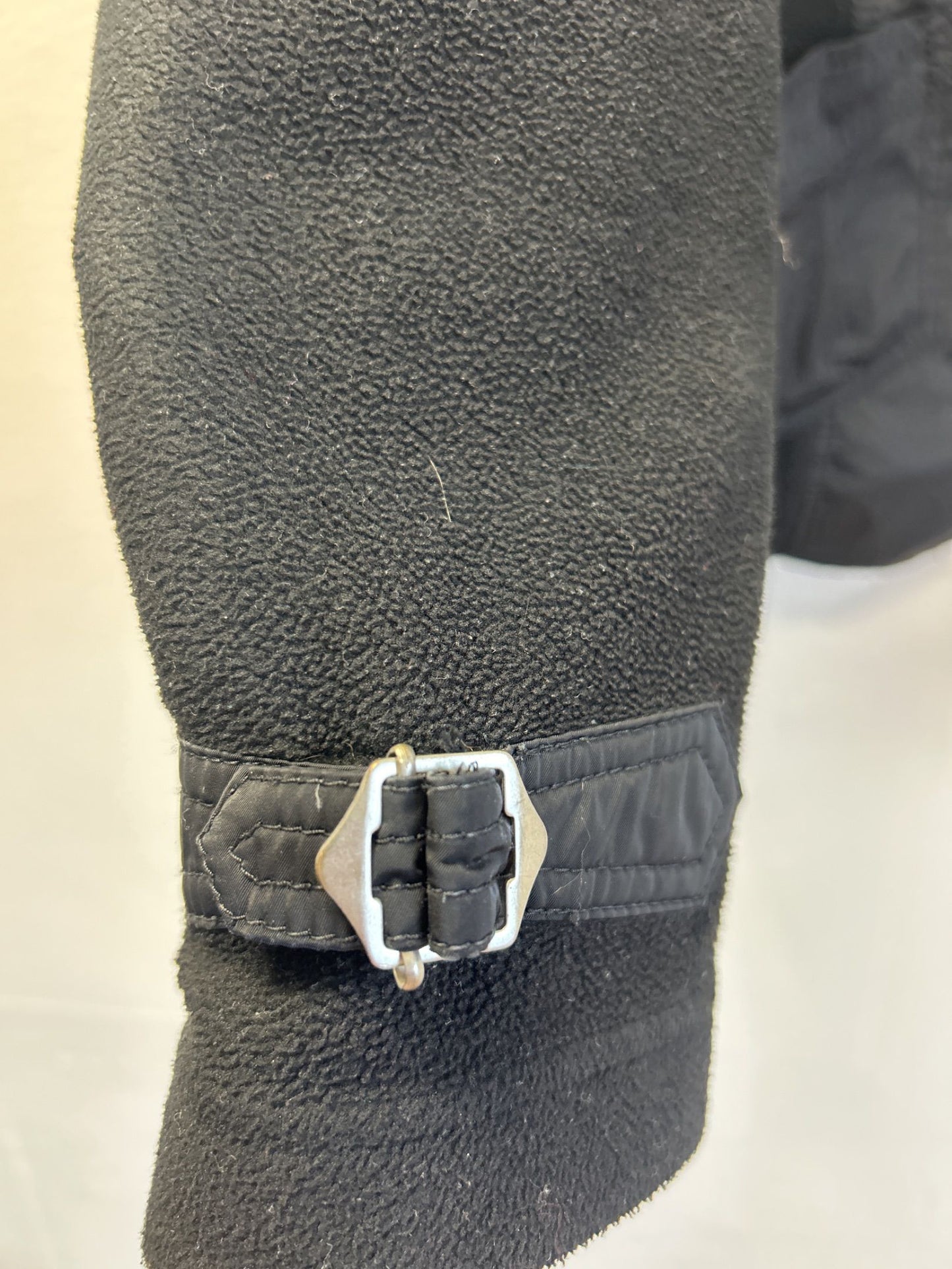 Taifun Casual & Co svart jacka med dragkedja