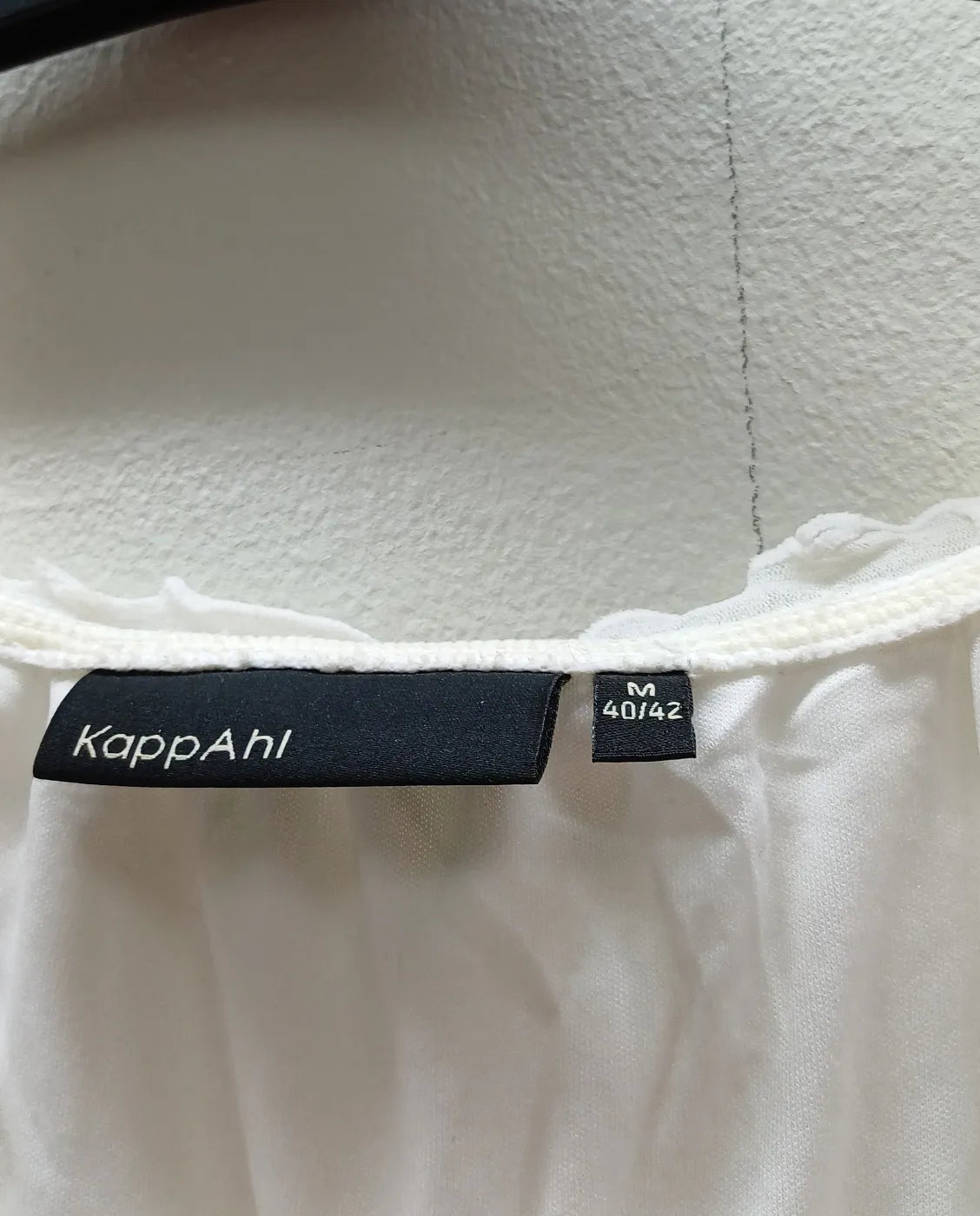 KappAhl blommig transparent blus