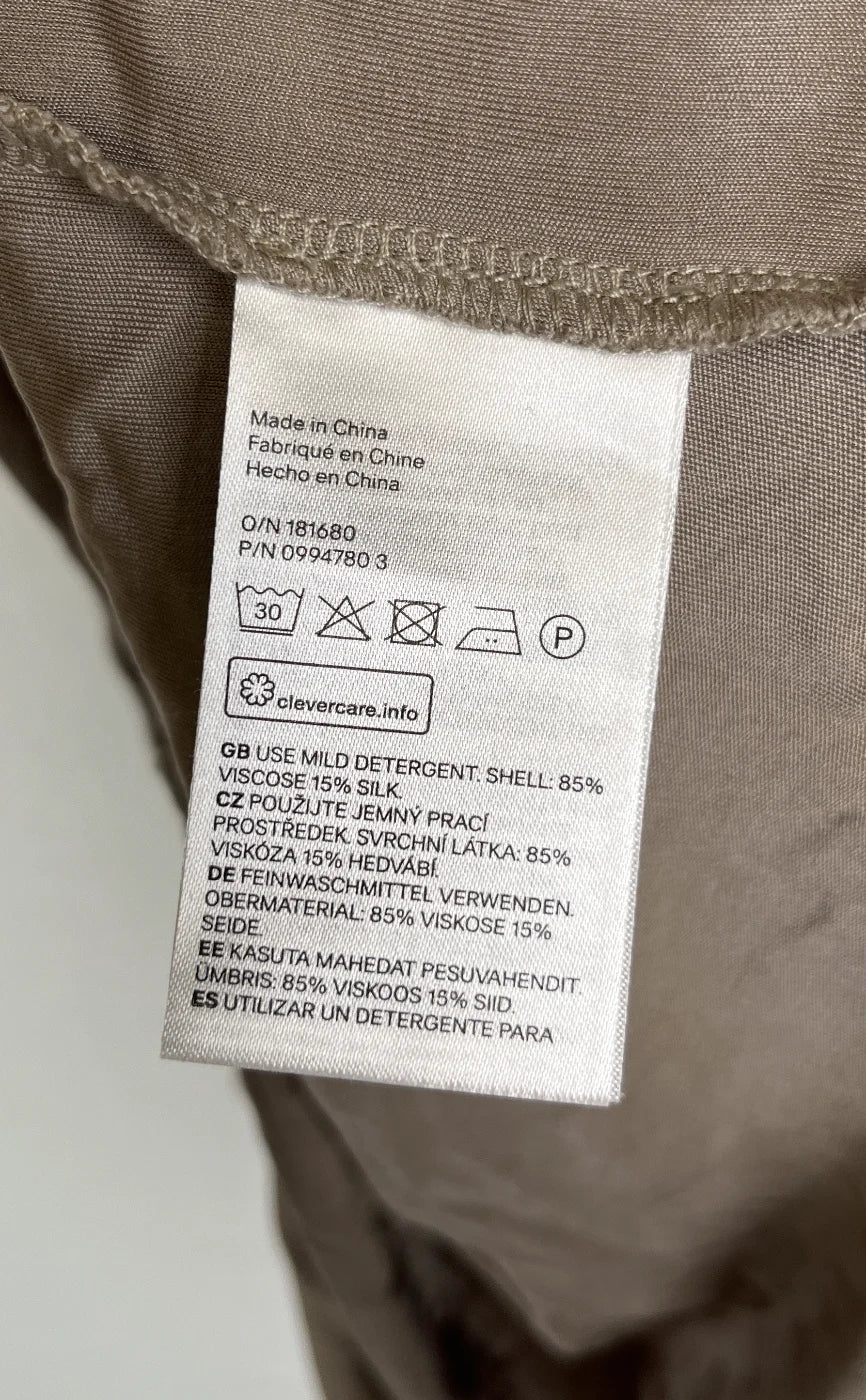 H&M linne i sidenblandning