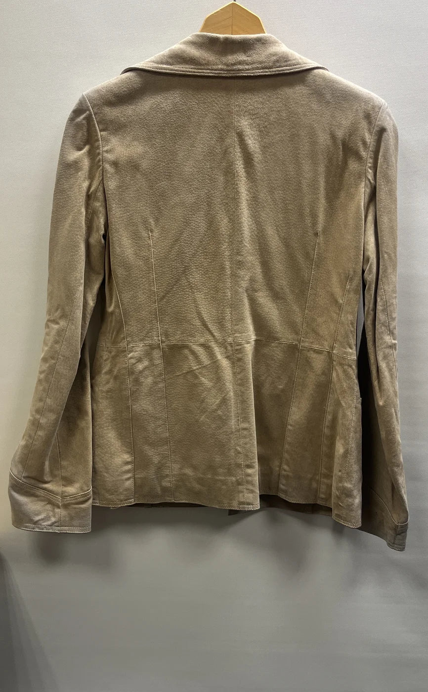 Repeat beige mockajacka