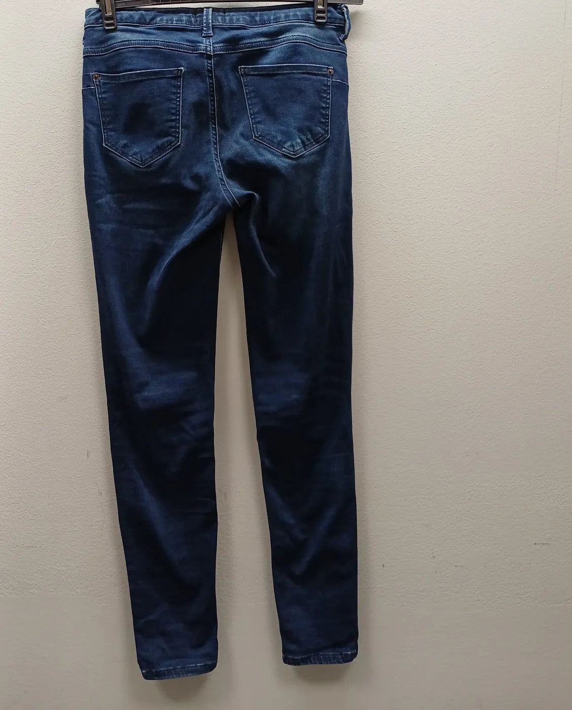 Mörkblå smala jeans