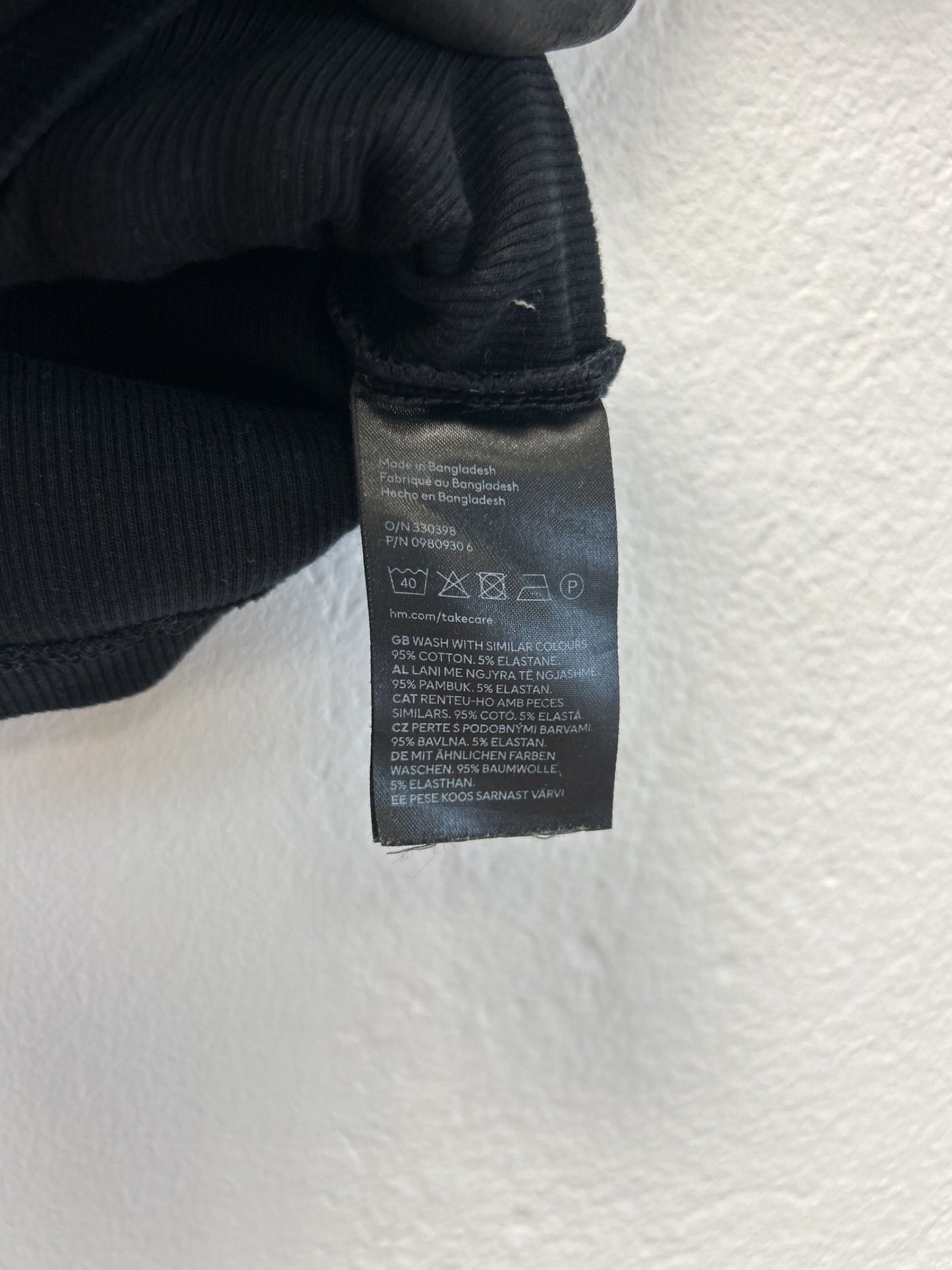 H&M Divided ribbad svart kort topp