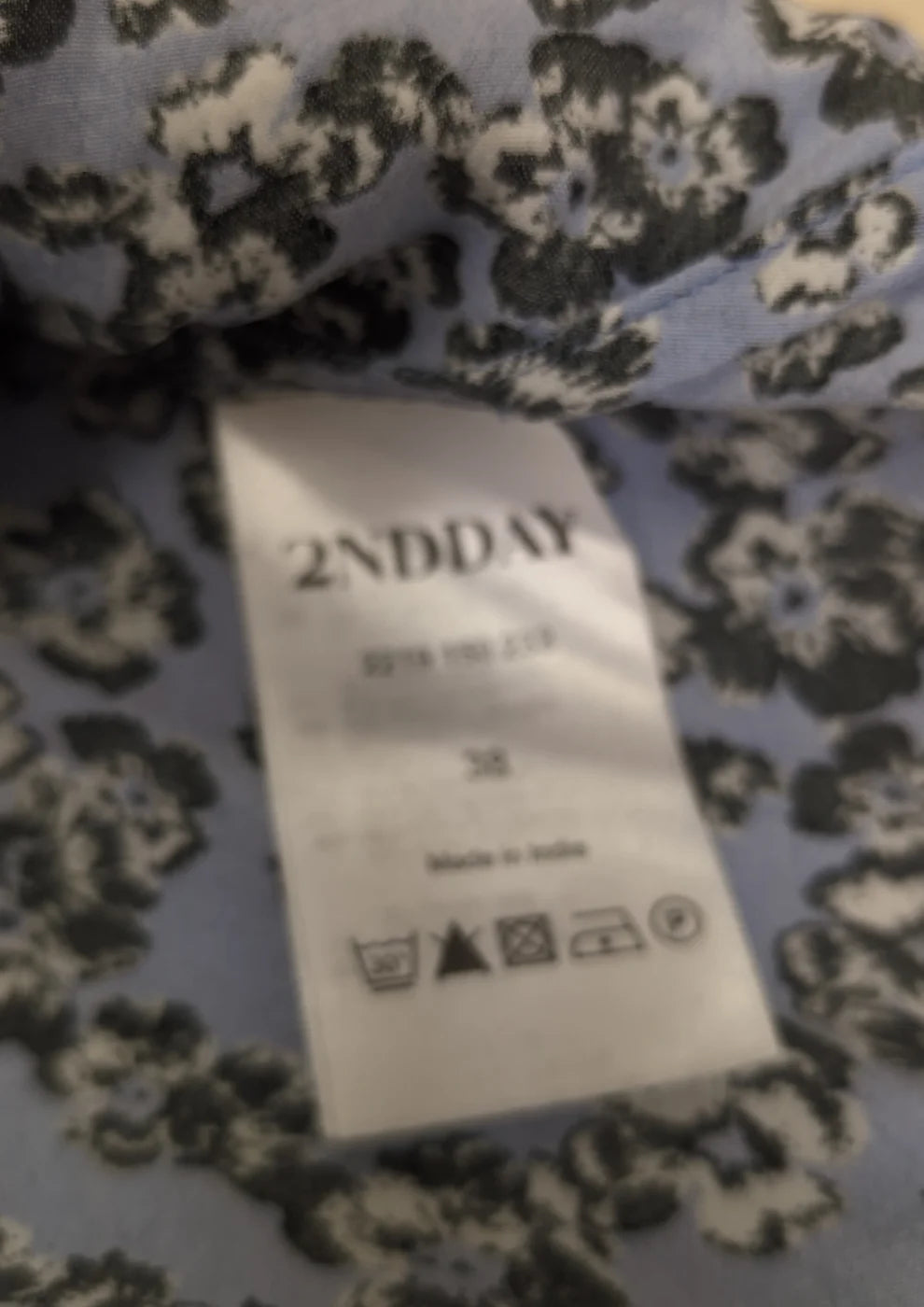 2NDDAY blommig midikjol