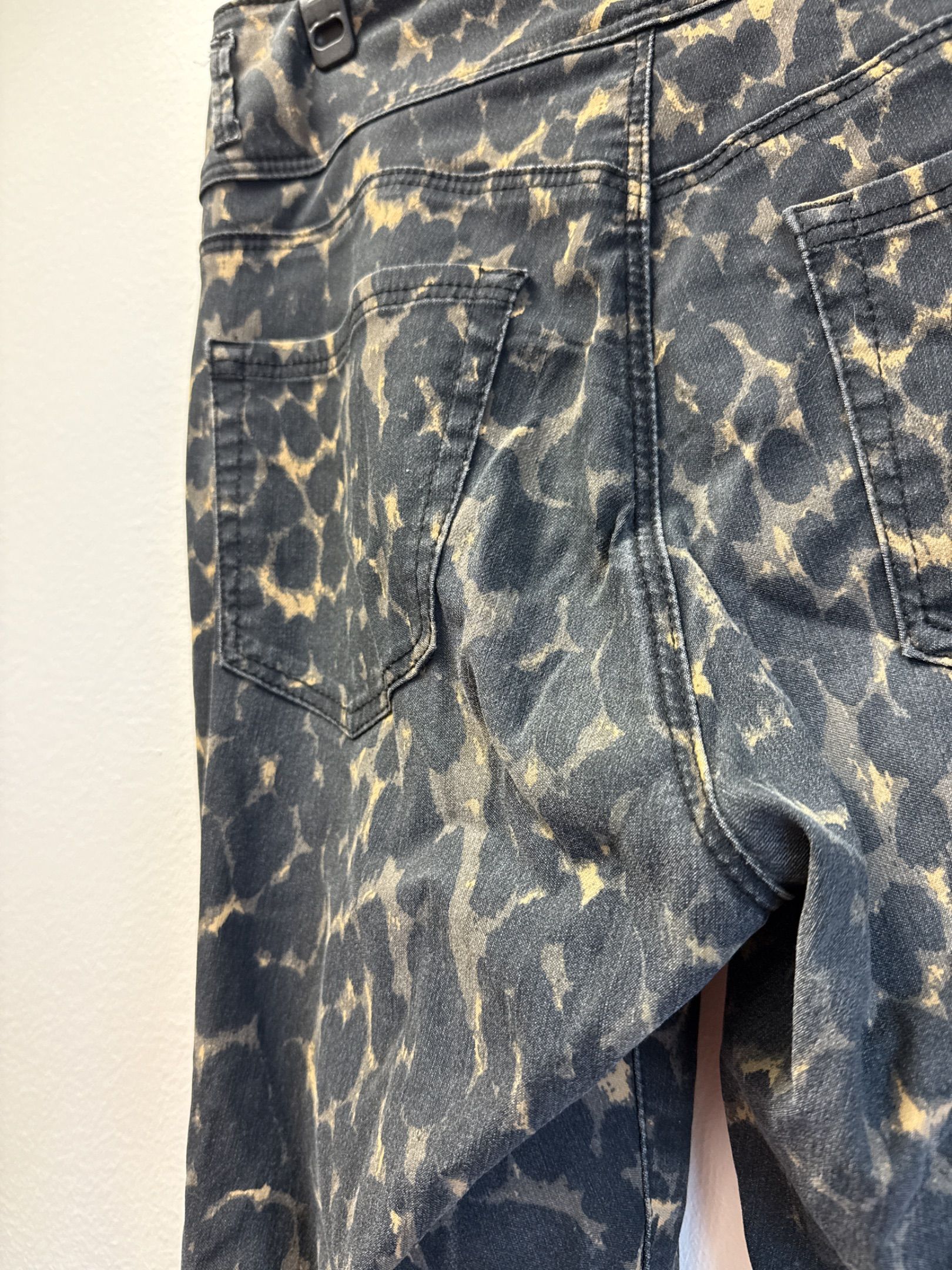Flash Woman Dolly djurmönstrade jeans