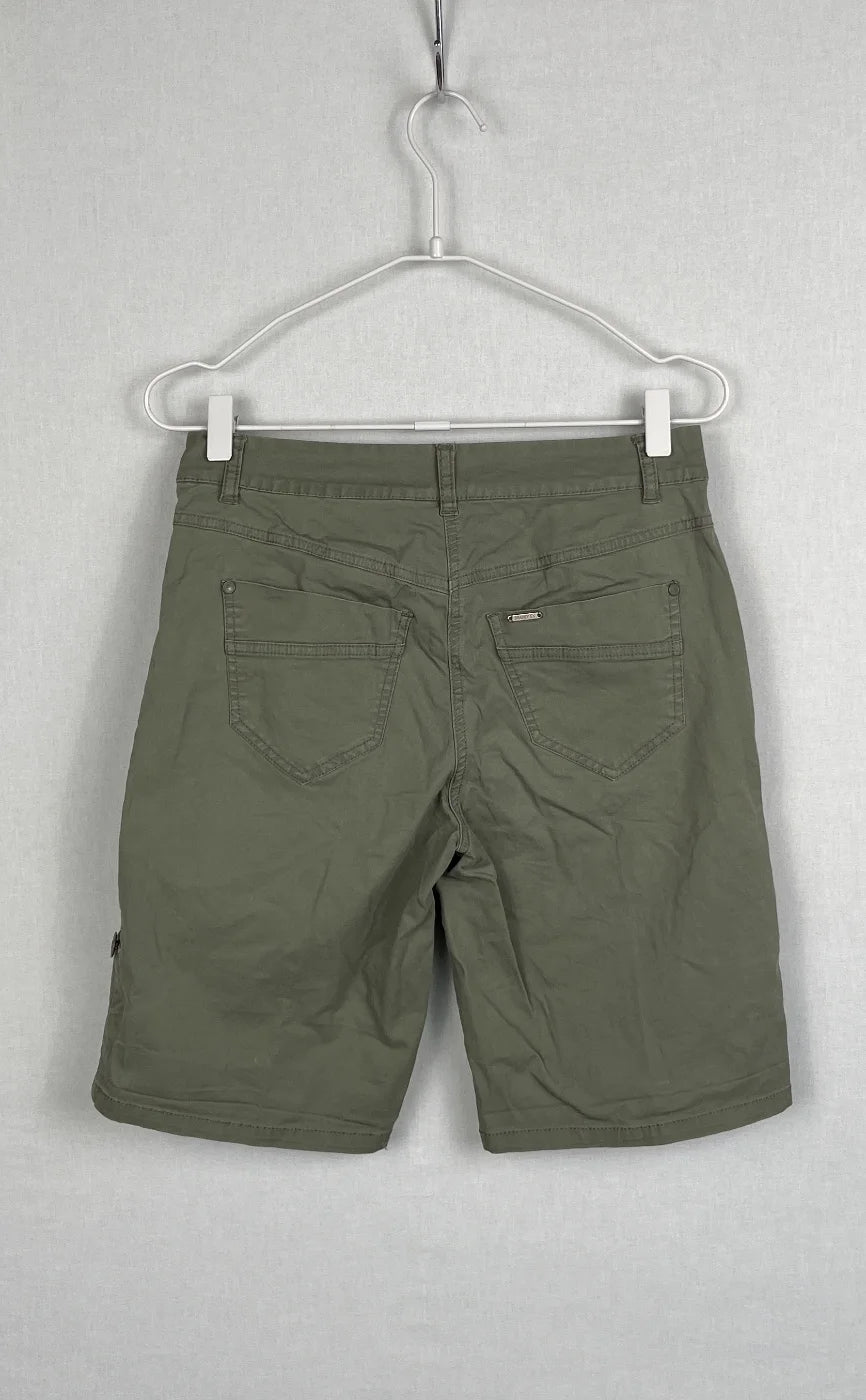 Brandtex olivgröna cargoshorts