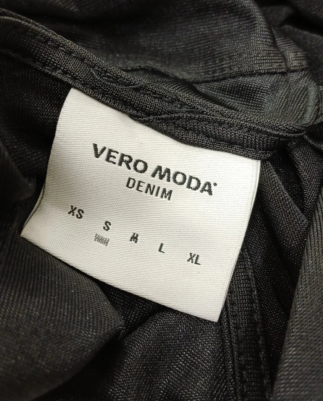 VERO MODA Denim svart klänning med kort ärm
