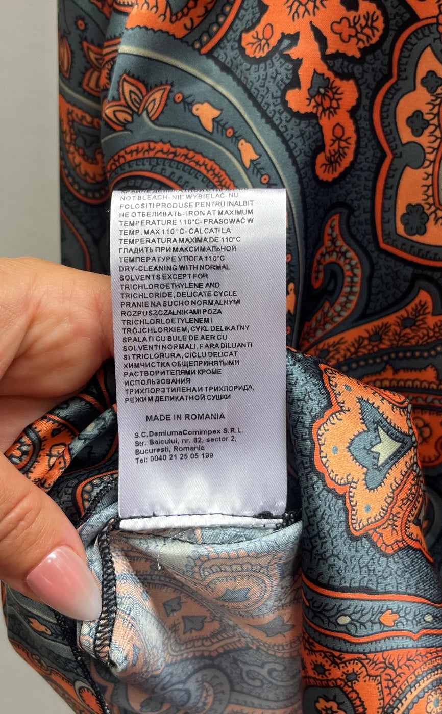 NISSA paisley mönstrad satinblus