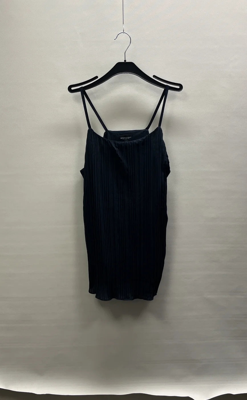 Broadway NYC Fashion svart cami-topp