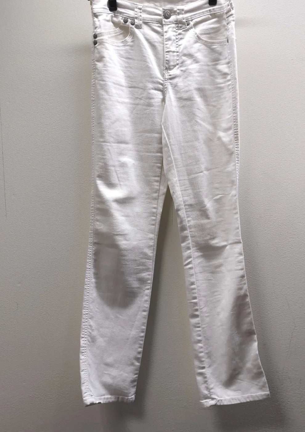 KappAhl vita smala jeans