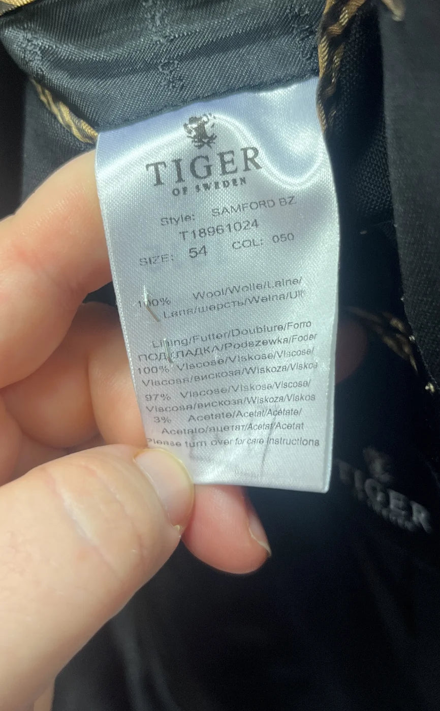 Tiger of Sweden klassisk svart kavaj
