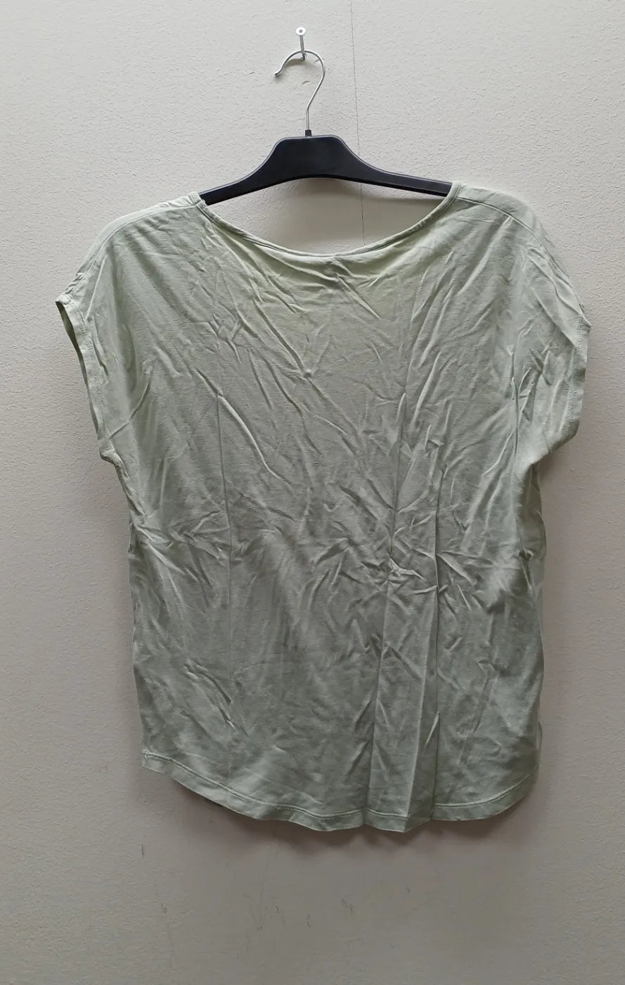Lindex t-shirt med v-ringning i salviagr