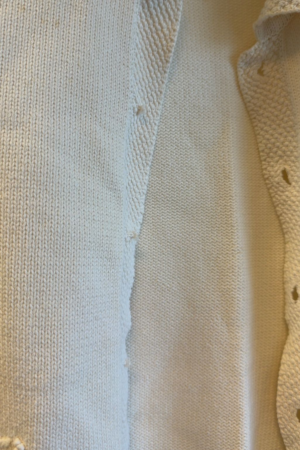 Jackpot stickad krämfärgad kofta med broderi