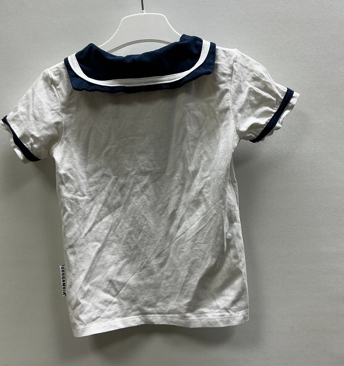 Geggamoja T-shirt med sjömanskrage