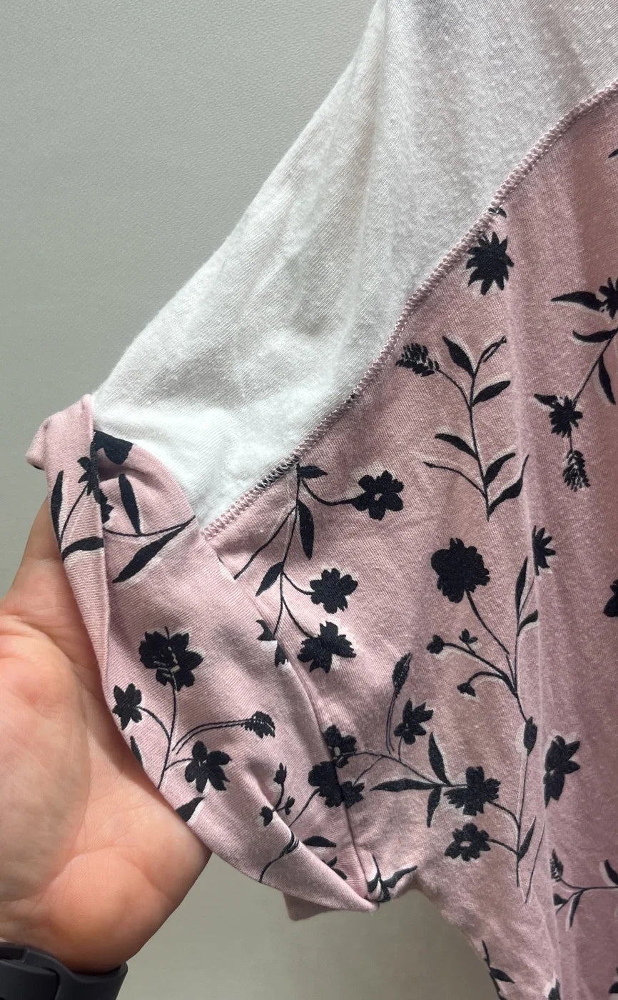 DKNY rosa t-shirt med blommönster