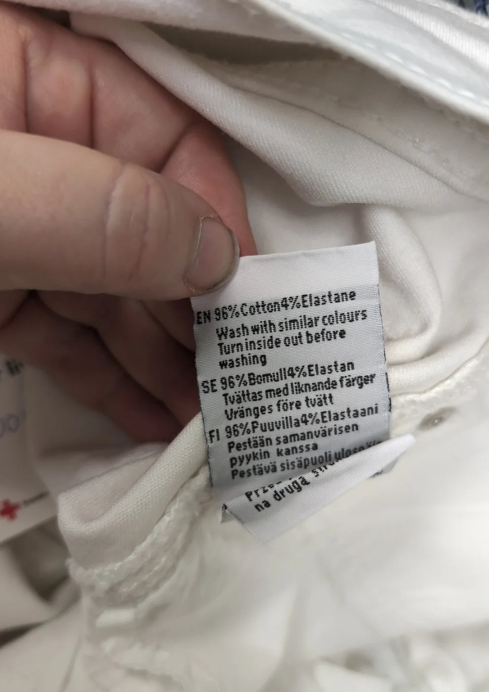 KappAhl vita smala jeans