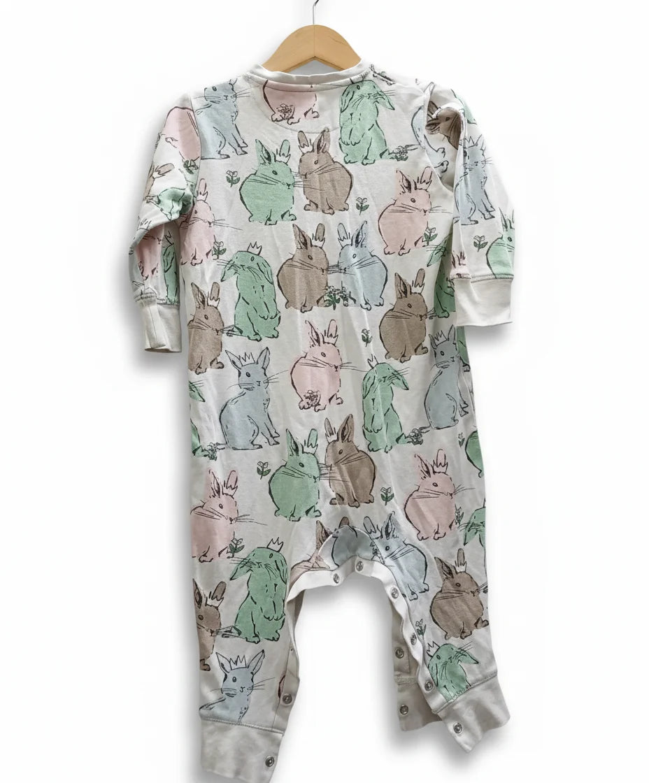 Next baby sovdräkt med kaninmönster