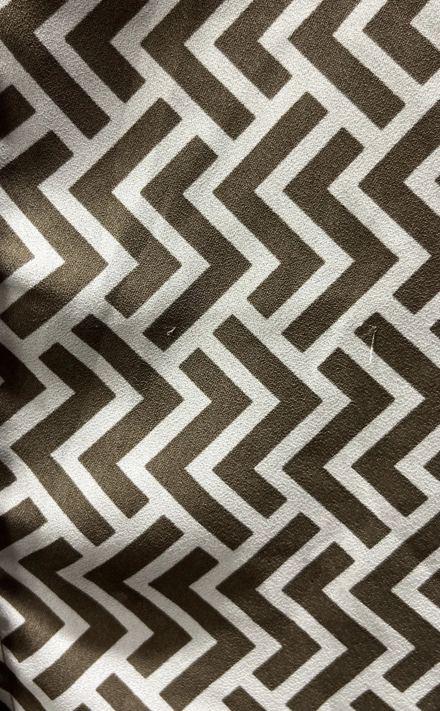 Isolde brun skjorta med geometriskt mönster