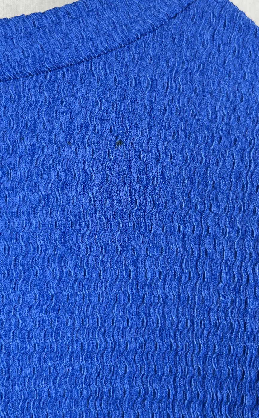 Blå texturerad långärmad topp