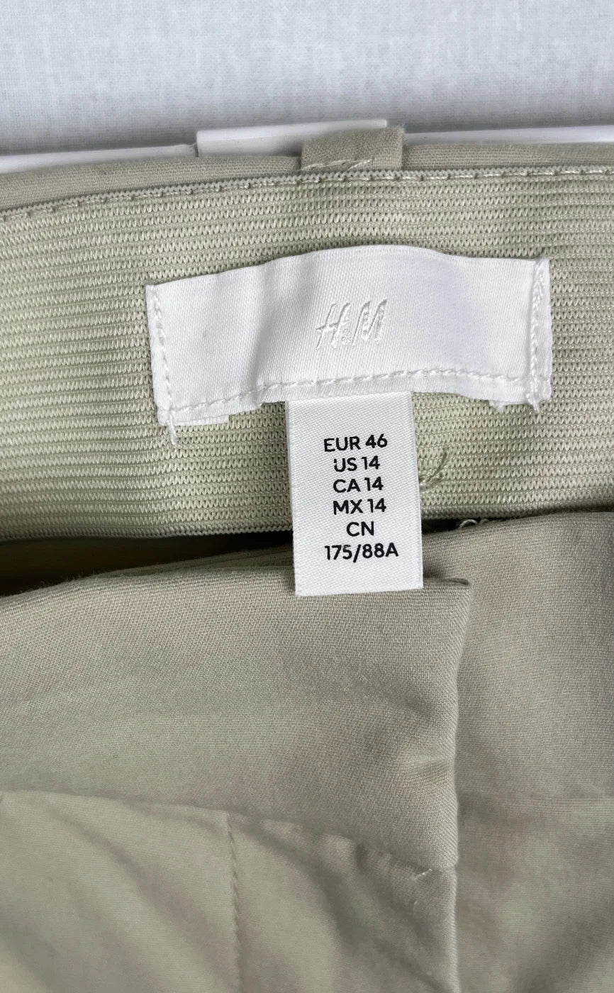 H&M beige raka byxor