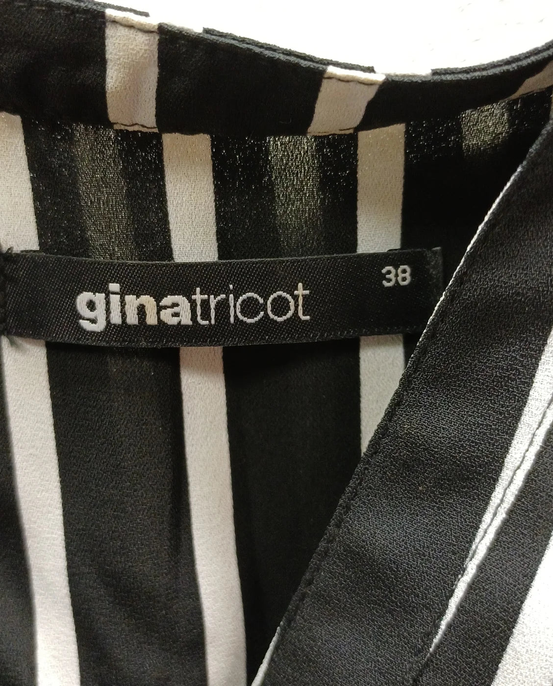 Gina Tricot randig ärmlös blus