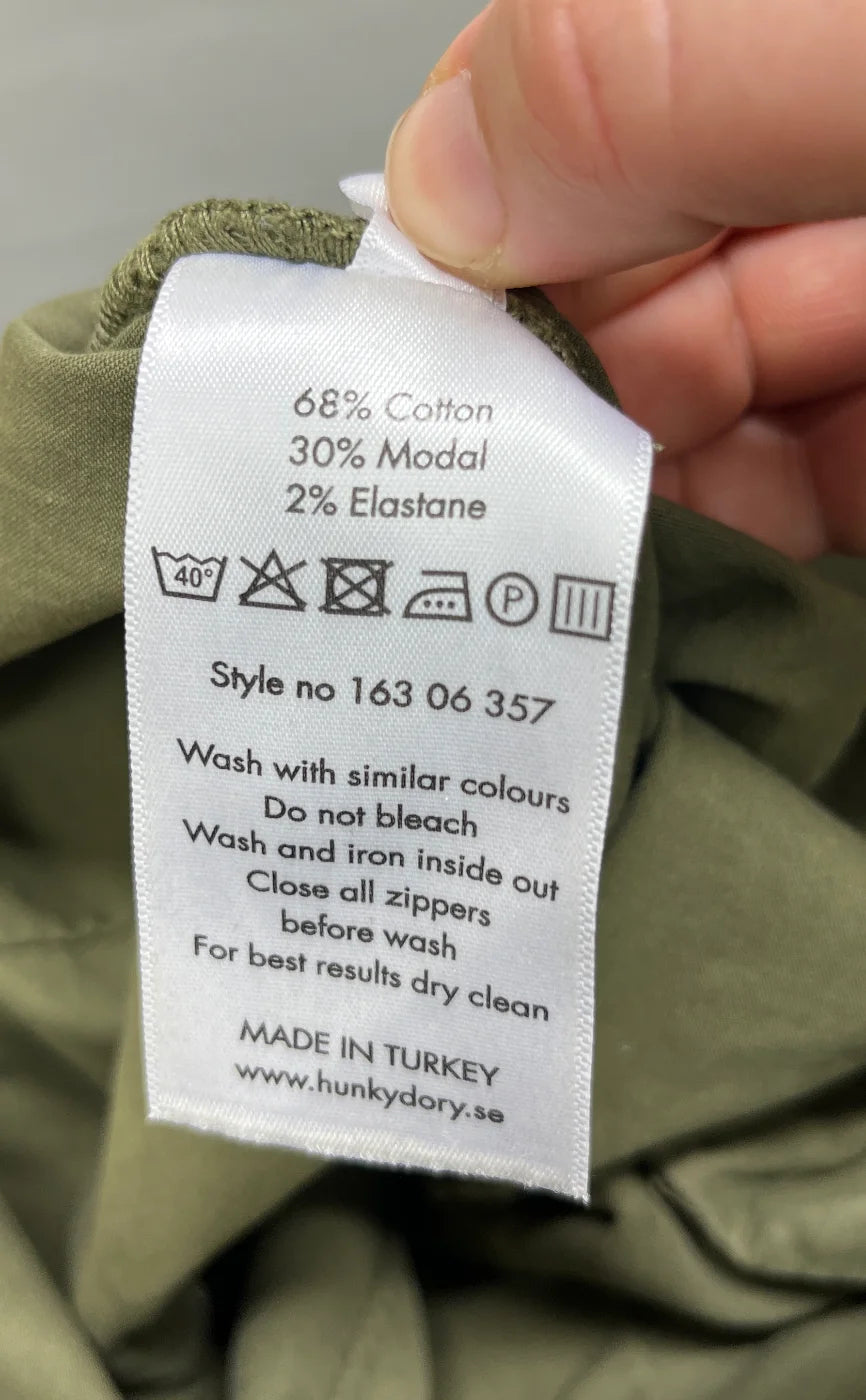 Hunkydory olivfärgade cargobyxor XS