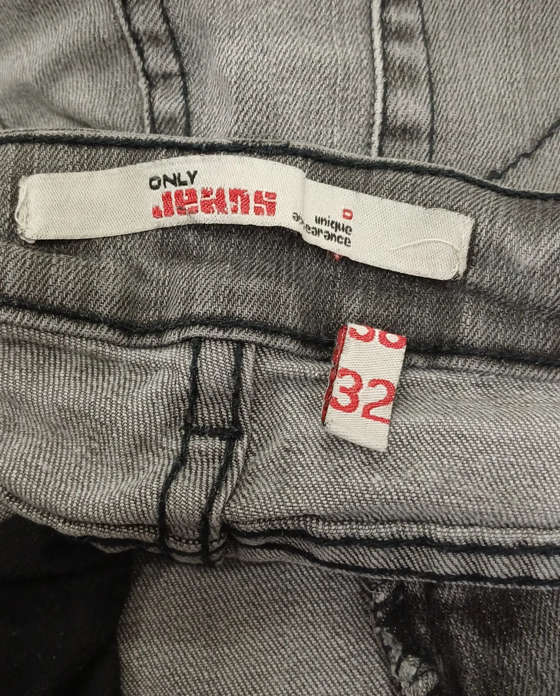 s.Oliver grå tvättade jeans för herr