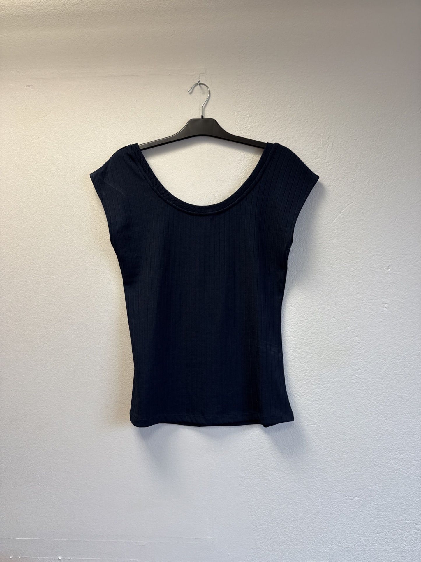 Lindex ribbad marinblå t-shirt