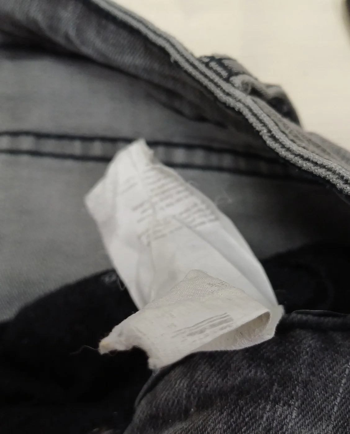 s.Oliver grå tvättade jeans för herr