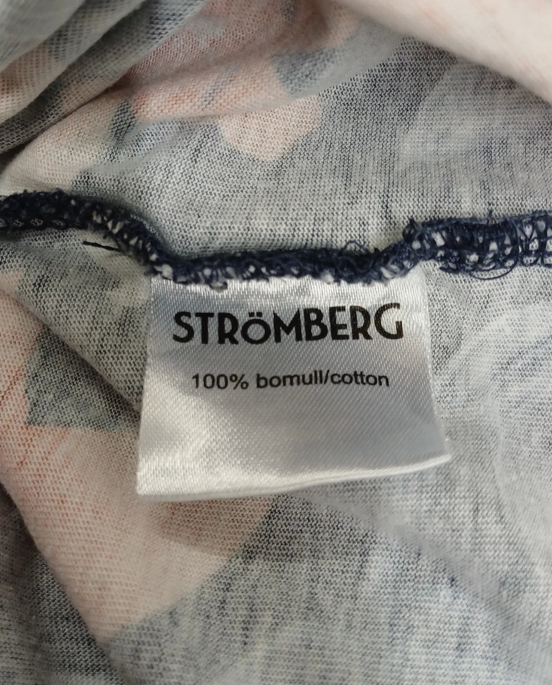 Strömberg t-shirt med blommönster
