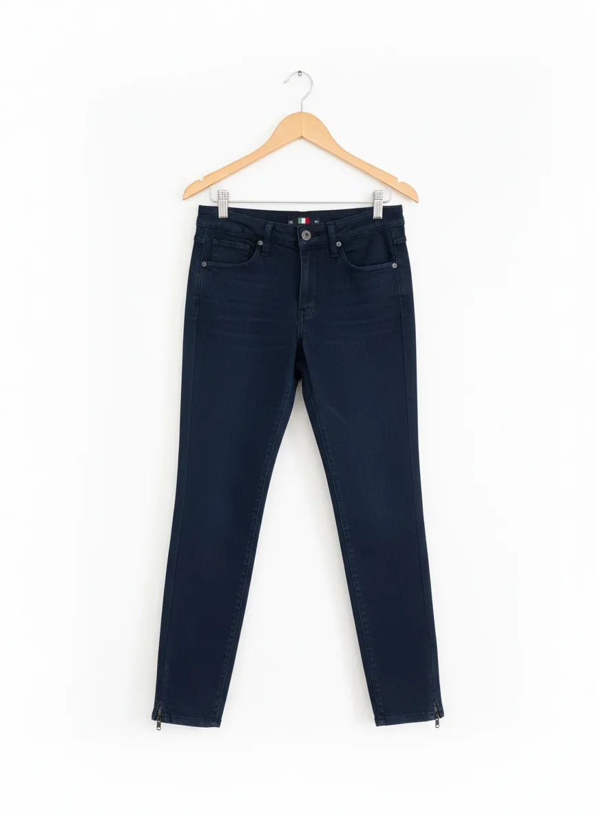 B B damjeans i mörk marinblå färg