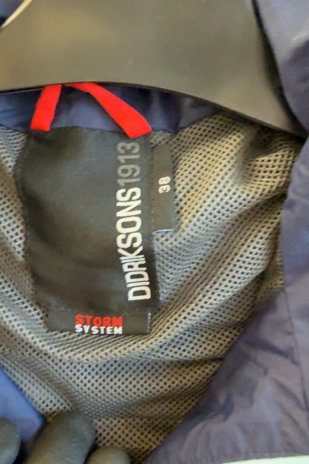Didriksons unisex marinblå vindjacka