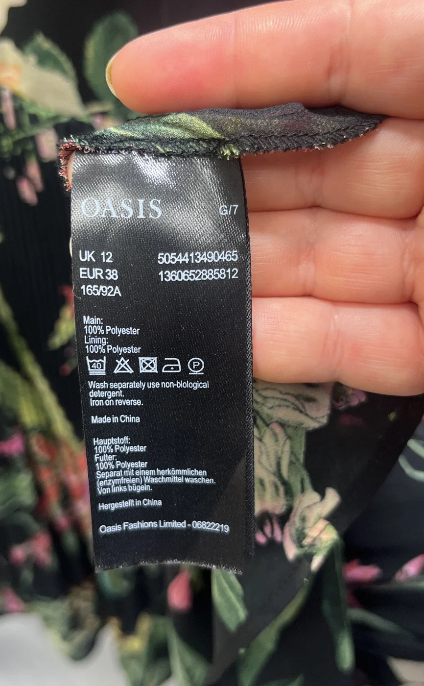 Oasis blommig plisserad klänning