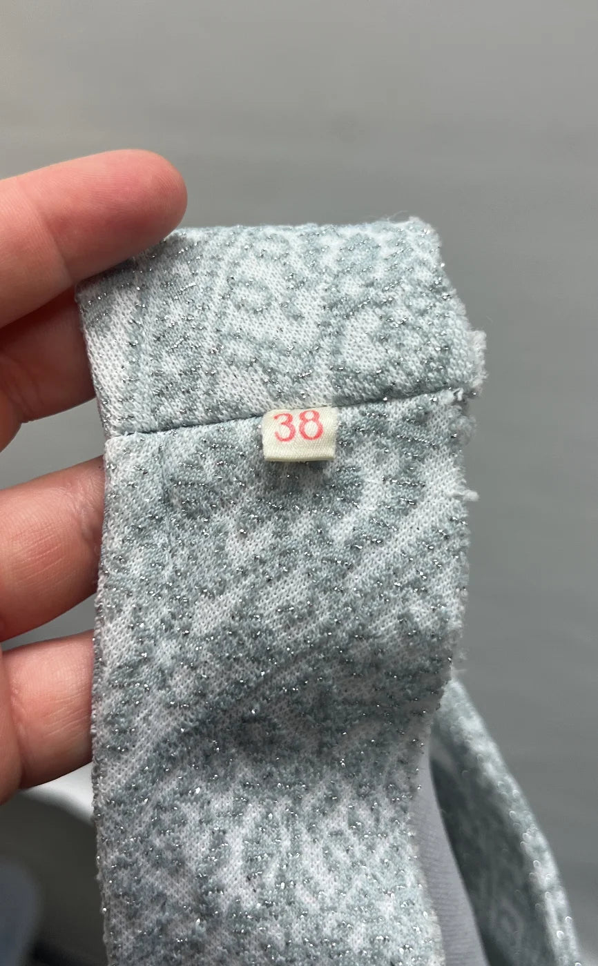 Ärmlös mönstrad väst med struktur