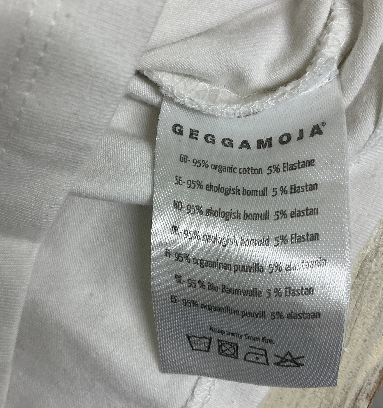 Geggamoja T-shirt med sjömanskrage