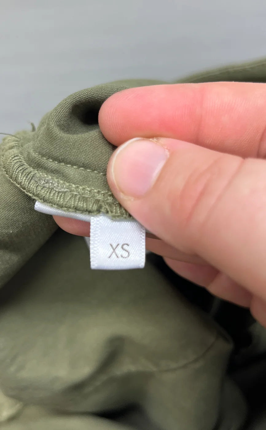 Hunkydory olivfärgade cargobyxor XS