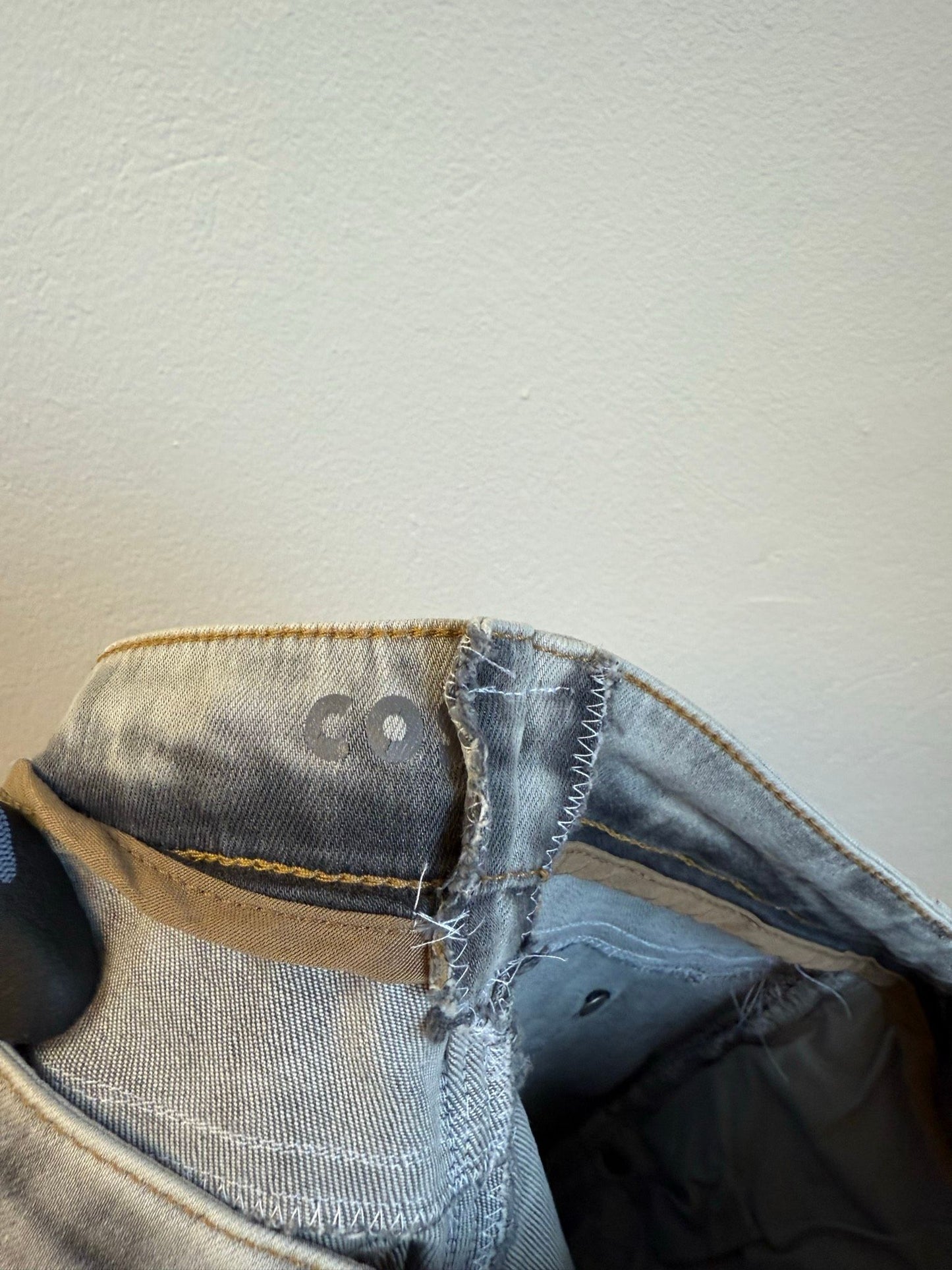 CO ljusgrå acid wash skinny jeans