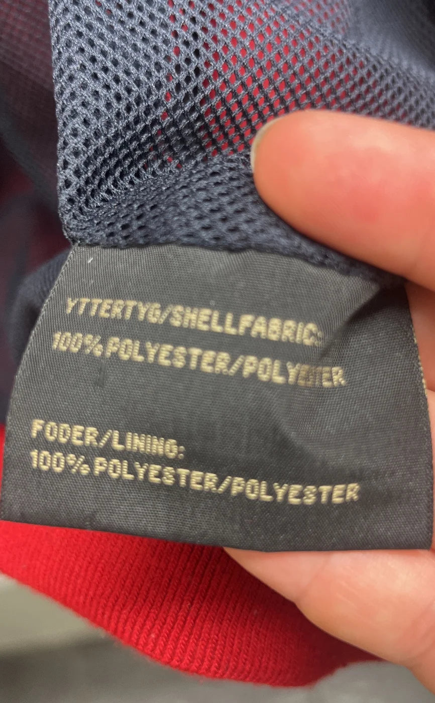 Erla of Sweden Röd jacka med dragkedja