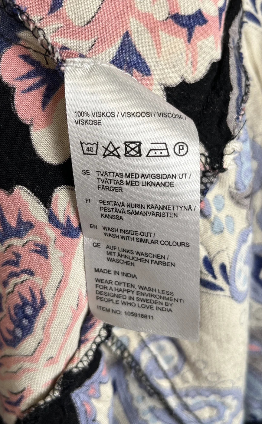 Indiska blommig omlottkjol