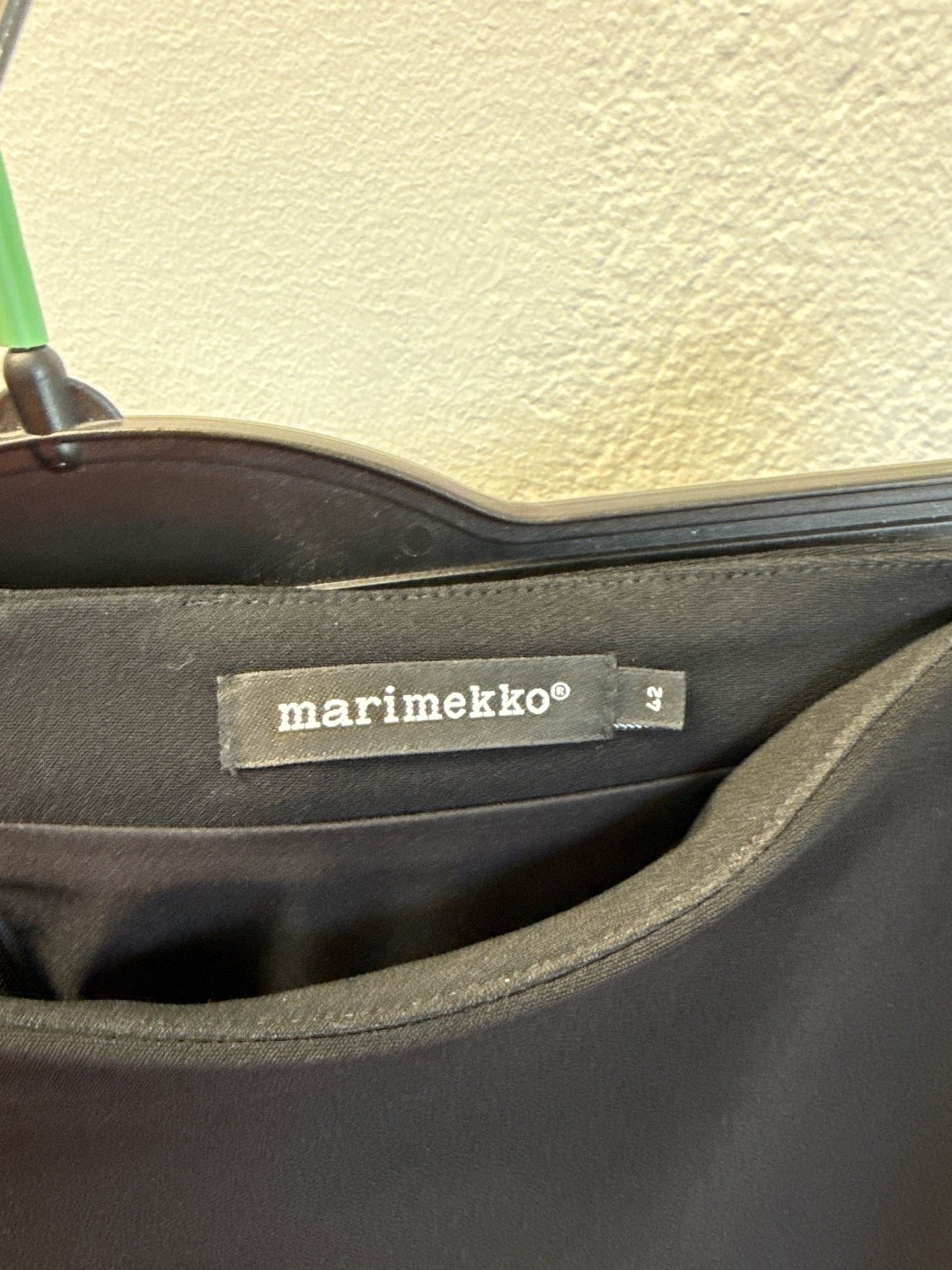 Marimekko svart mellanlång kjol