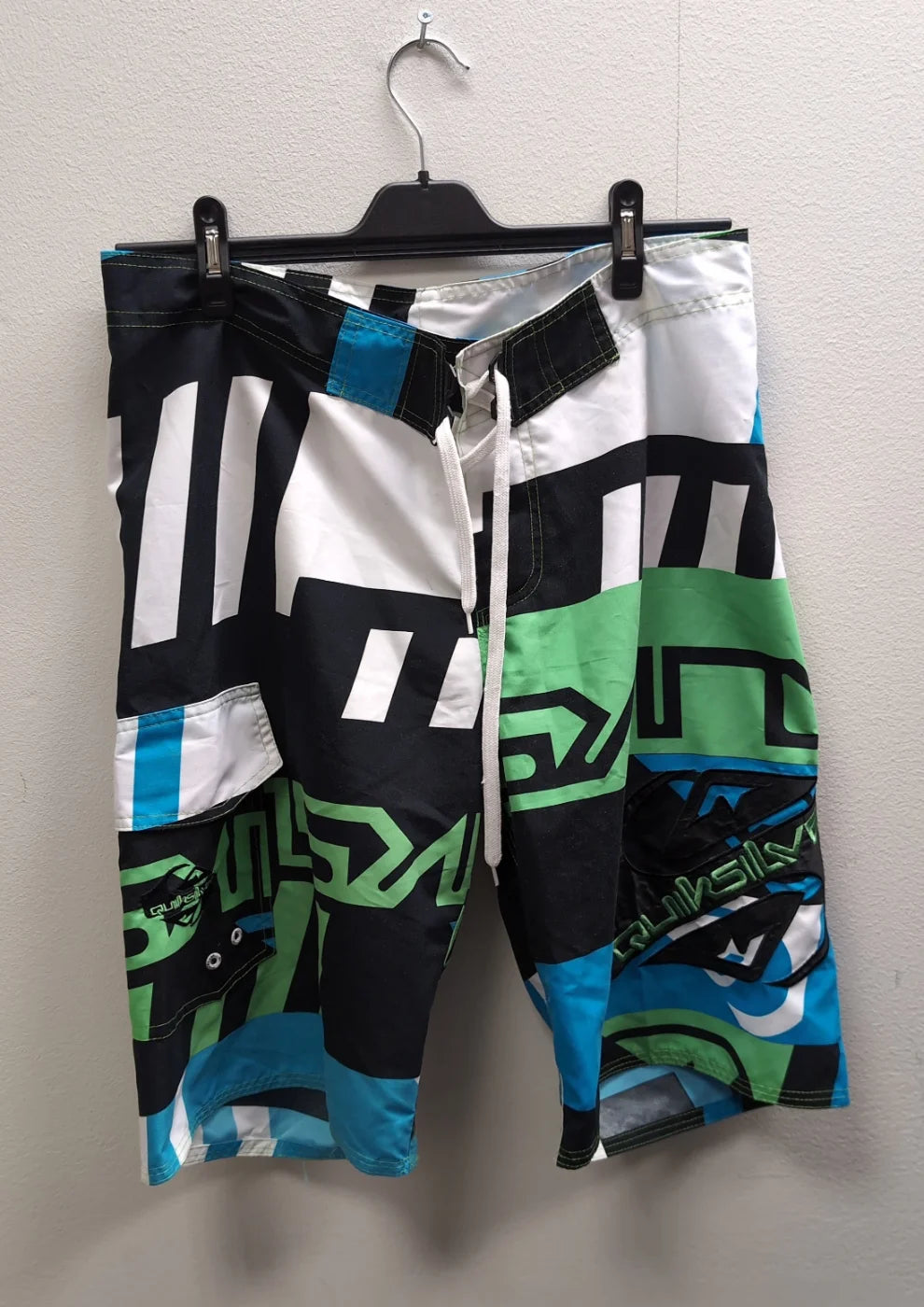 Quiksilver färgblock träningsshorts
