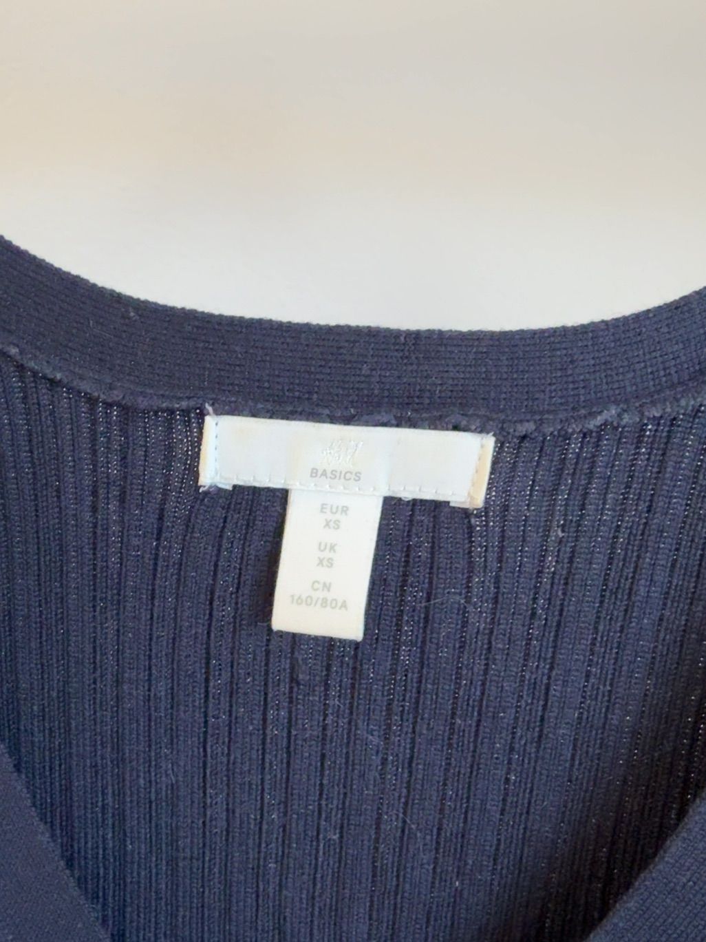 H&M Basics ribbad marinblå klänning med skärp
