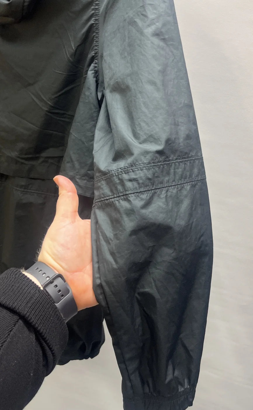 Nike svart lätt vindjacka