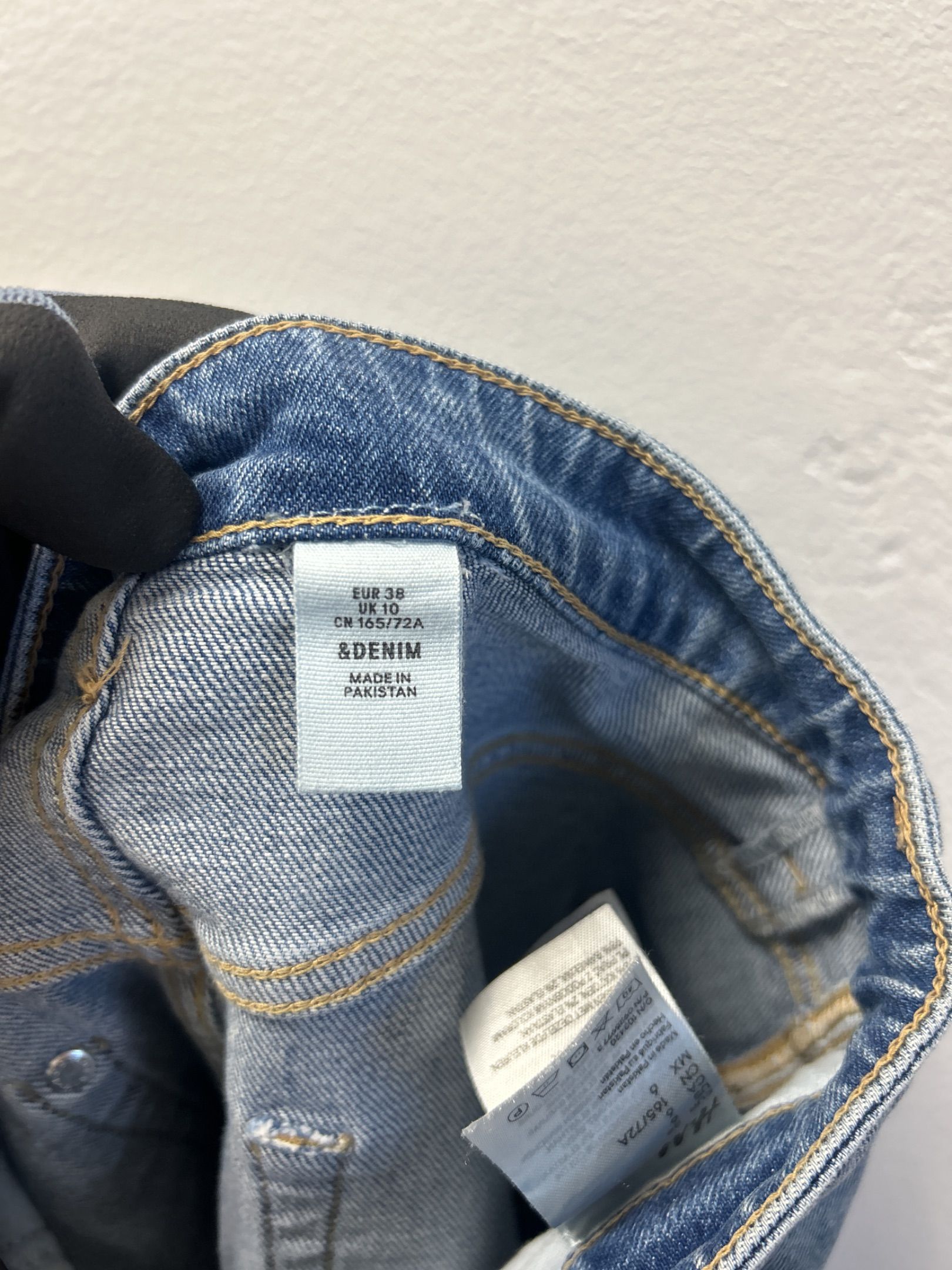 H&M &DENIM mellanblå denimkjol med sidoöppningar
