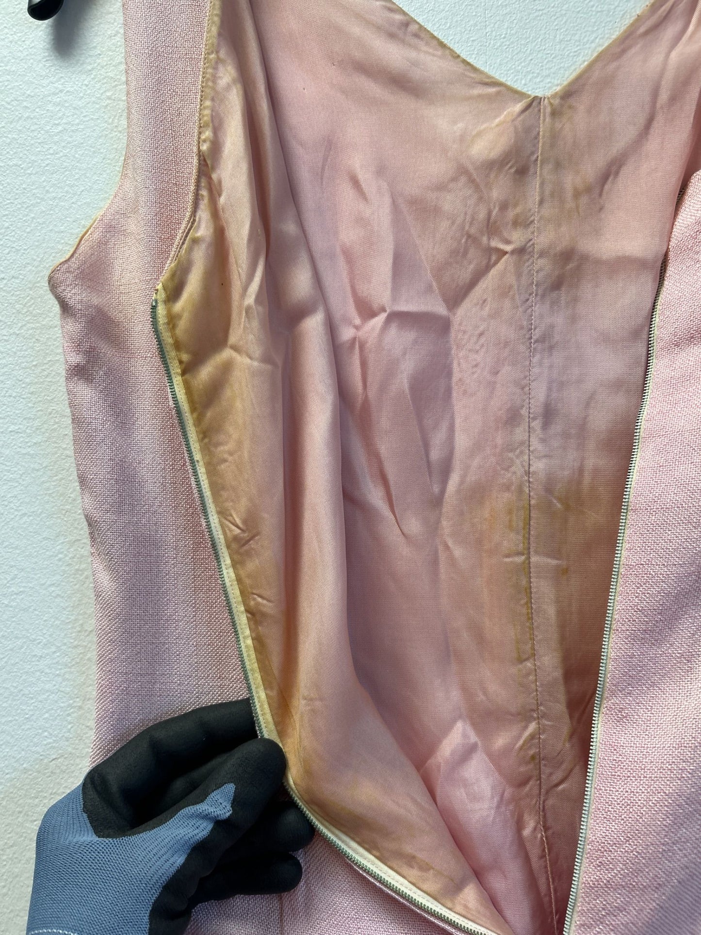 Bröderna Magnusson Borås rosa ärmlös klänning